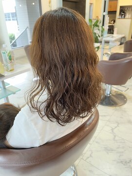 トモズヘアデザイン(Tomo's Hair Design) コテ風パーマ