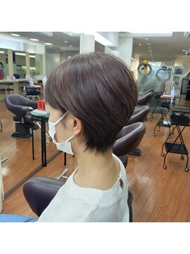 カズ(KAZU) ショートボブ