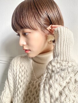 ディッセンバー 神宮前(December) 小顔マッシュショートグレージュカラーボブ　20代渋谷原宿神宮前