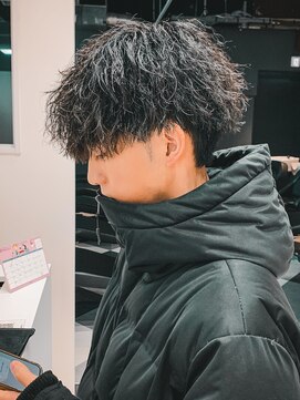 ルースト 渋谷店(ROOST) シャープツイストスパイラルマッシュ