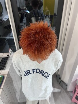 シイ(SIE) ベリーショートオレンジ