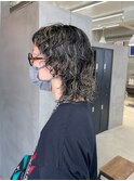 パーマ　ウルフ　オン眉　ハイライト　くるくる