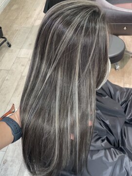 アップ(A+hair) ハイライトカラーミルクティーベージュケアブリーチダブルカラー