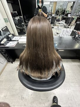 アイズ 本厚木(AIZU) ツヤ髪スタイル