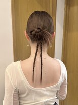 カチモリヘア　お呼ばれアレンジ　タイトアレンジ