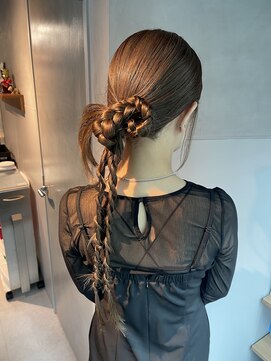 シャルムバイケンジ(Charm.by KENJE) 【タイトポニーテール】結婚式/二次会//銀座/ヘアセット/成人式