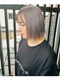 シルバーグレー×ストレートボブ（女性）