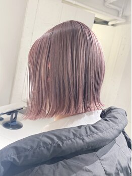 ストレータ バイ マリオ(Strata by mario)の写真/【大森駅徒歩4分】今だからできる大好きなファッションを、Wカラーでもっと幅広く楽しめる。学割U24有り