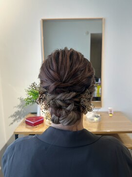 ヘアセット／ヘアアレンジ（結婚式・二次会）