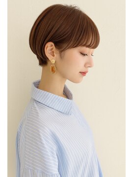 ショートレイヤー　ハイライト　ブリーチ　白髪ぼかし