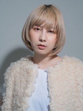 レトロボブのハイトーングレーベージュ