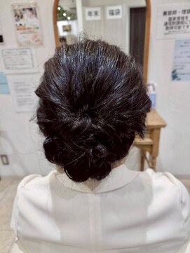 華やかお呼ばれ　大人上品編み込みシニヨン