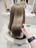 アッシュ 二俣川南口店(Ash)&nbsp;◆ヘーゼルベージュ/ロングストレート/髪質改善カラー