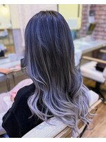 スピンヘアーフラッフィ 茨木(Spin hair fluffy)&nbsp;透明感たっぷり！グラデーションエクステ。