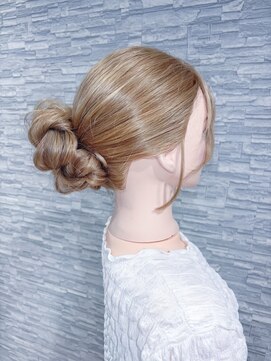 ヘアメイクサロン チャンス(Hair make salon CHANCE) .