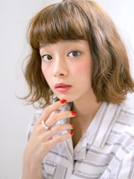 ヨロ(YoLo.) 外ハネクラシカル【内迫】