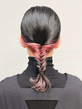 トゥコ(tuco) インナーカラー ピンク デザインカラー アレンジ