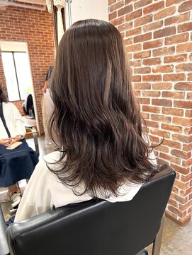 ヴィップルーム(viproom) マッシュショート/アッシュカラー/ツヤ髪スタイル/黒髪スタイル