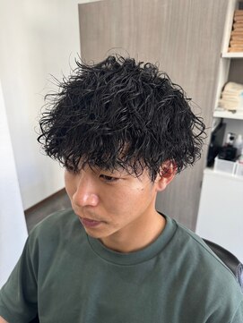 エイト(AITE) ベリーショート/ダークアッシュ/ニュアンスパーマ/韓国マッシュ