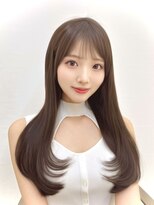 アフロートリノ(AFLOAT Leino)&nbsp;レイヤーカット　ストレートヘア　韓国ヘア