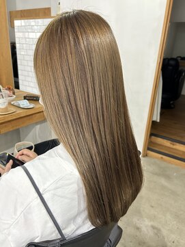 アトリエ ジジ(atelier ZiZi) オリーブベージュ