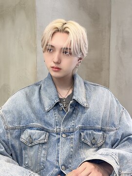 ザシェノンアオヤマ(THE CHAINON AOYAMA) ブロンドセンターパートウルフ