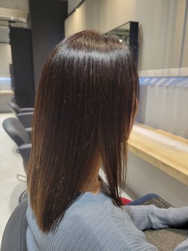 オペラバイジーナ(OPERA by ZINA) セミロング縮毛矯正