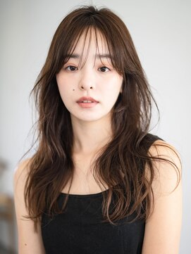 シエカ(CIECA.) 黒髪/ボブルフ/ネビージュ/小顔/ワンレン/スペインカール