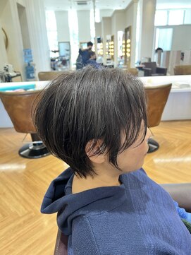 コワファースト  させぼ五番街店(COIFF1RST) ショート×オリーブグレー♪