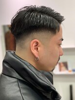 エルマーク 心斎橋(L-MARK)&nbsp;スキンフェード短髪バーバーアップバングツーブロック
