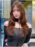 フォワード巻き ウェーブヘア 韓国ヘア レイヤーカット ブラウン