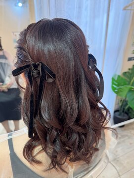 ヘアメイクアンドセットサロン リッコ(Hair make&set salon Ricco) ナチュ盛れ ハーフツイン