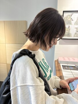 ニュア(neua) グレージュ/奈良/橿原神宮前