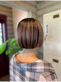 アンブレラカラー透明感ブラウンブリーチダブルカラー丸みボブ