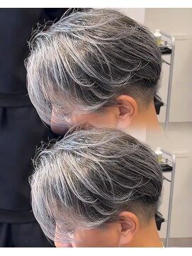 ステラ(STELLA) メンズ/バレイヤージュ/センターパート/ブリーチ＆ダブルカラー