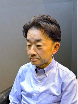 ビーダンディー(Bee dandy) ビジネスツーブロックショート ニュアンスパーマ かきあげバング