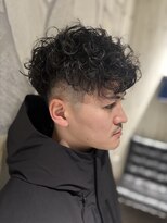 ヨシザワインク バンダイ(YOSHIZAWA Inc. BANDAI)&nbsp;スペインカール/メンズパーマ/フェードカット/メンズショート