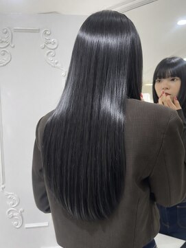 エアー 青山(AIR) トリートメント／レイヤーカット