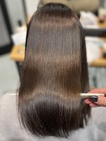 シャルムバイケンジ(Charm.by KENJE)&nbsp;天使の縮毛矯正銀座髪質改善前髪ピンクベージュアンブレラカラー