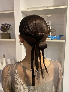 アマネク(AMANEQ by THISCOVER.) リボン風hair set