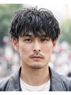 アイトーキョープラスシー 横浜(AI TOKYO+Sea) 横浜/ルーズショートツイストスパイラル/ツイストシャドウ