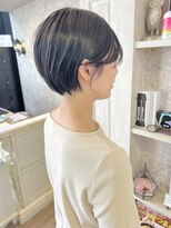 キャアリー(Caary)&nbsp;福山市Caary人気丸みショート艶ボブショートカット骨格補正