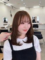エトワールプラス ミディアムレイヤー 顔周りカット