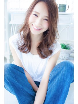 アンジュ ヘアー(Ange hair) アンジュヘアー 大人かわいい 流し前髪のふわミディ