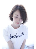 オハナ(ohana)&nbsp;【ohana/表参道】大人可愛い耳かけアシンメトリーストレートボブ