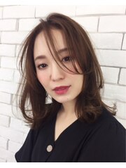 新宿/AVEDAカラー/カットが上手い/髪質改善/ピトレティカ/田中
