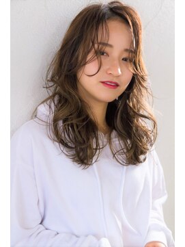 ノウェム バイ シーラス(novem by cirrus) 【novem】 無造作カール×イルミナカラー20代/30代/40代/50代