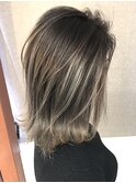 Wカラー_プラチナグレイ