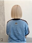 ブロンドカラー×切りっぱなしボブ