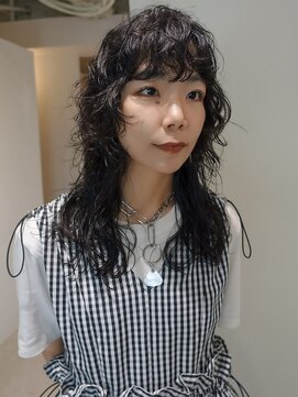 ユー セント(yew scent) ミディアムパーマ